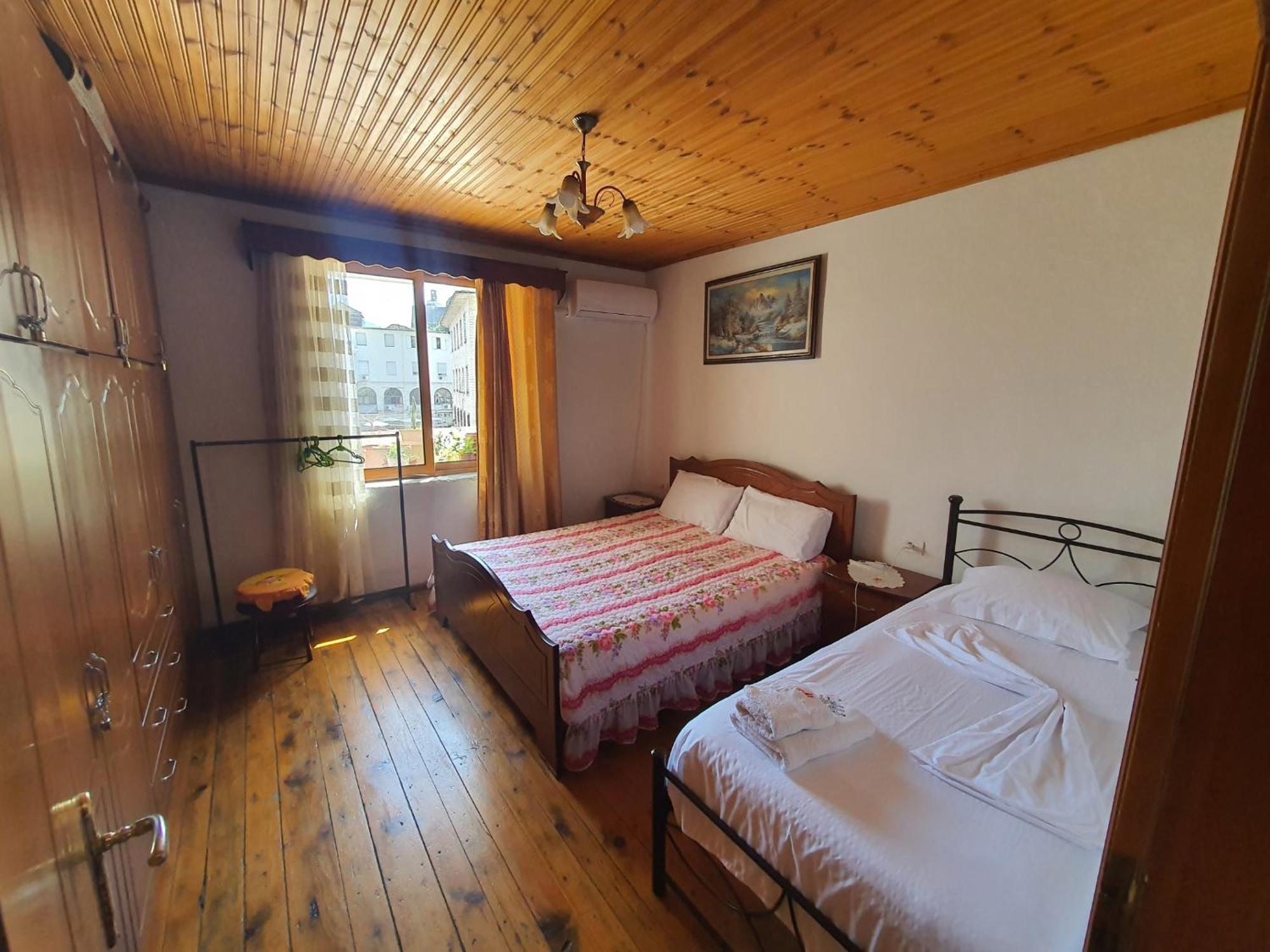 Hida Guest House Αργυρόκαστρο Εξωτερικό φωτογραφία